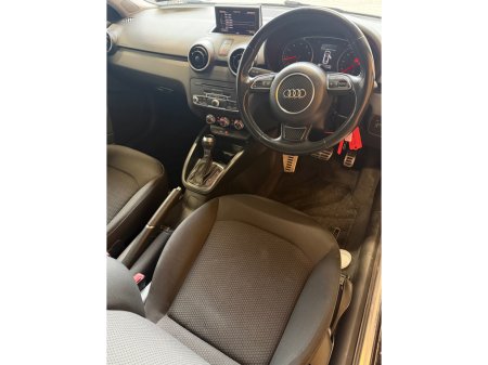2013 Audi A1 - thumbnail 6