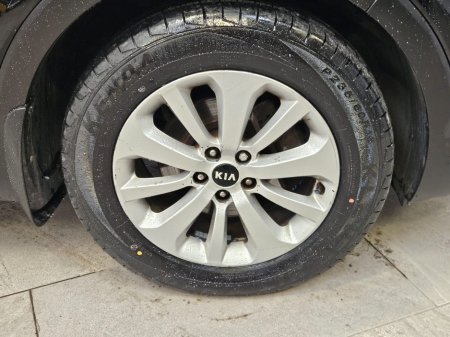 2015 Kia Sorento - view 4