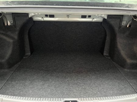 2025 Toyota Corolla - thumbnail 6