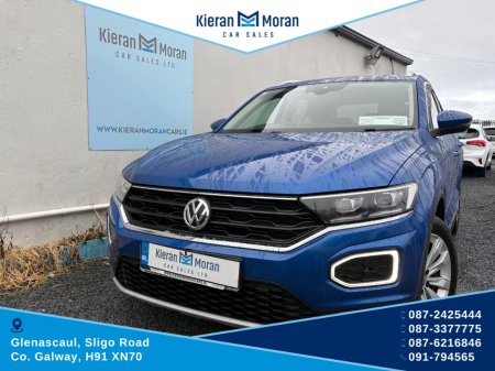 2018 Volkswagen T-Roc SPORT 2.0 TDI 5DR €21,950 thumbnail