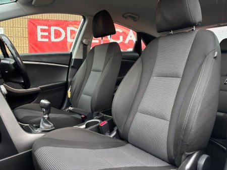 2014 Hyundai i30 1.4L Diesel Classic with Bluetooth €7,750 thumbnail