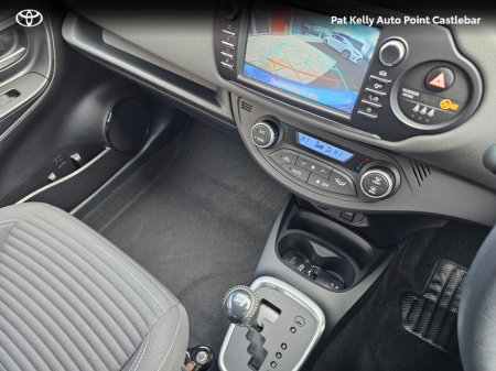 2019 Toyota Yaris - thumbnail 15