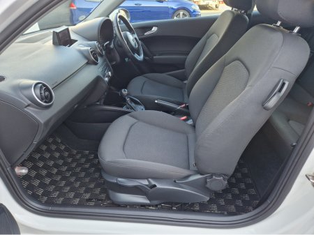 2015 Audi A1 - thumbnail 19