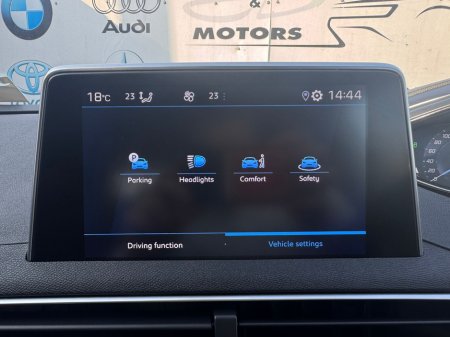 2019 Peugeot 3008 - thumbnail 16