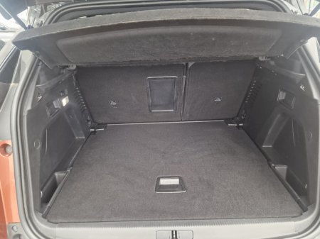 2019 Peugeot 3008 - thumbnail 19