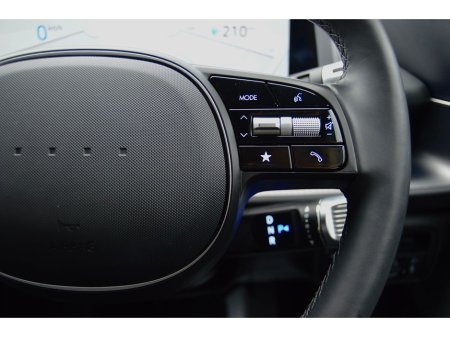 2023 Hyundai Ioniq 6 Ioniq 6 Signature 53 kW €30,995 thumbnail