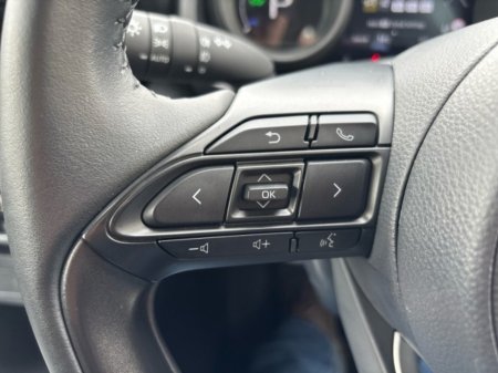 2024 Toyota Yaris Cross - thumbnail 12