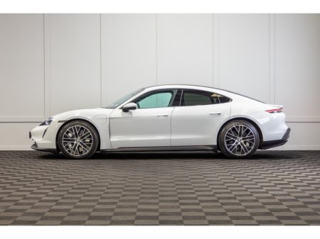 2022 Porsche Taycan - view 3