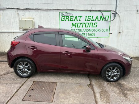 2017 Mazda Demio - thumbnail 3