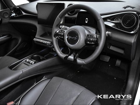 2025 BYD Dolphin - thumbnail 12