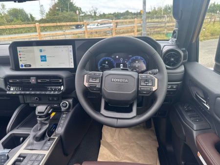 2025 Toyota Landcruiser - thumbnail 9