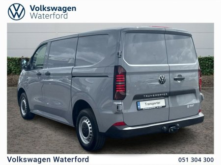 2025 Volkswagen Transporter  €33,475