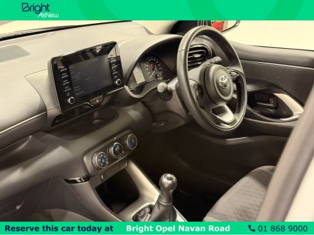 2022 Toyota Yaris 1.0 LUNA 4DR €20,950 thumbnail