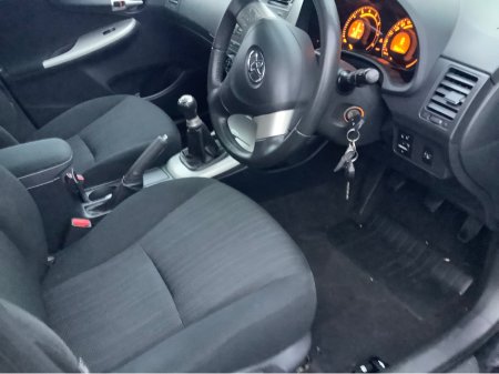 2010 Toyota Corolla 1.4 LUNA SAL 4DR €3,950