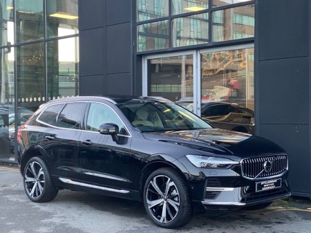 2025 Volvo XC60 T8 Ultra Recharge AWD Auto (PHEV) €67,900 thumbnail