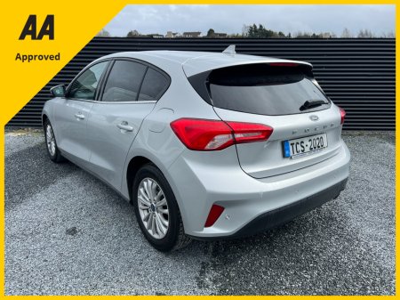 2019 Ford Focus - thumbnail 4