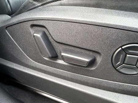 2022 Audi e-tron - thumbnail 30