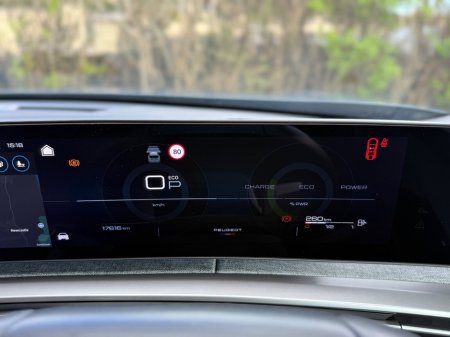 2025 Peugeot 3008 - thumbnail 38