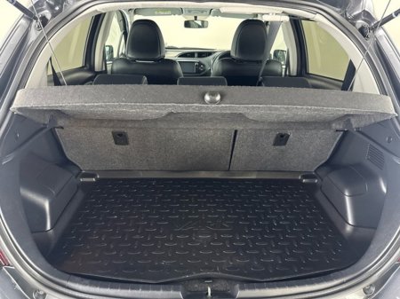 2015 Toyota Yaris - thumbnail 10