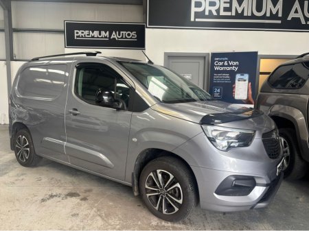 2023 Opel Combo SPORT L1H1 1.5 100PS 2DR SPRT-L1H1-1.5 D-6SP 3DR €19,950