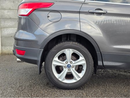 2016 Ford Kuga Ford Kuga 2.0TDCI 150PS Zetec NCT 07/26 €8,950 thumbnail