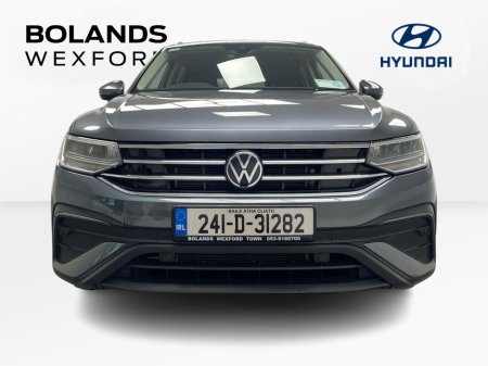 2024 Volkswagen Tiguan - thumbnail 7