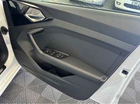 2020 Audi A1 - thumbnail 7