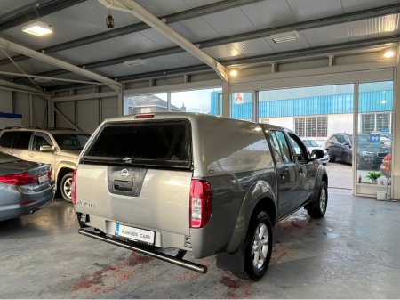 2015 Nissan Navara - thumbnail 6