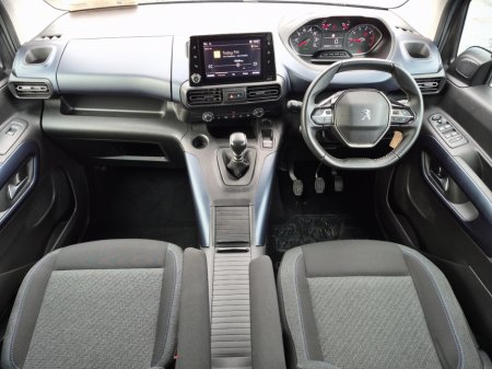 2022 Peugeot Rifter Allure Lowered Floor Wheelchair Access €22,995 thumbnail