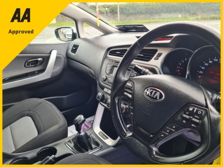 2015 Kia Ceed - thumbnail 11