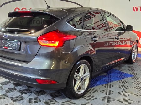 2015 Ford Focus 1.6 TDCI ZETEC €13,995 thumbnail