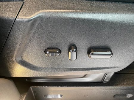 2022 Ford Tourneo Custom 125 T35 0 BUS M1 320L LIMITED EDITION 2.0 TD 130BHP 4 €49,950 thumbnail