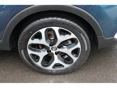 2018 Renault Captur dCi 90 SIGNATURE X NAV €13,950 thumbnail