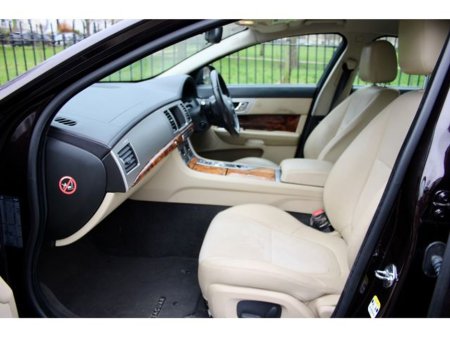 2015 Jaguar XF 2.2 D EC02 163PS 4DR Auto, FSH, NCT, TAX, Only 141k kms €10,950 thumbnail