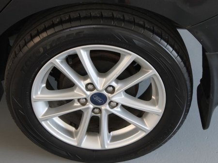 2014 Ford Focus - thumbnail 27