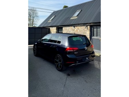 2018 Volkswagen Golf - view 4