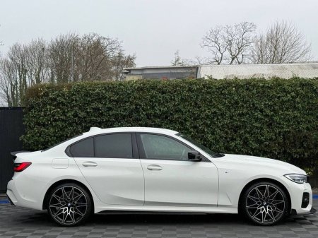 2021 BMW 3 Series - thumbnail 2