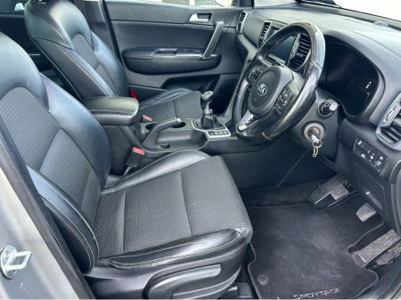2016 Kia Sportage EX 1.7 CRDI €11,950 thumbnail