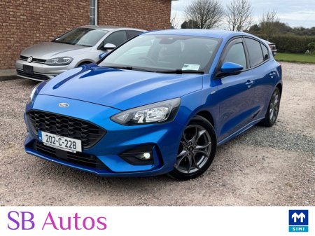 2020 Ford Focus - thumbnail 2