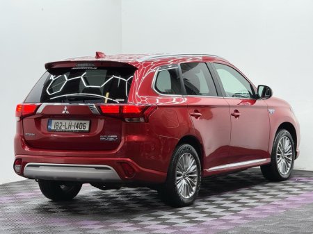 2018 Mitsubishi Outlander 2.4L Plug-in EV Intense 5 seat €16,950 thumbnail