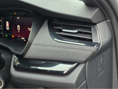 2024 Skoda Octavia 2.0 TDI 150 BHP SPORTLINE DSG. HUGE SPEC. FINANCE ARRANGED. SIMI. AA APPROVED. thumbnail