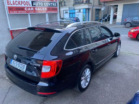 2014 Skoda Superb - thumbnail 23