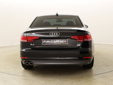 2017 Audi A4 - photo 6