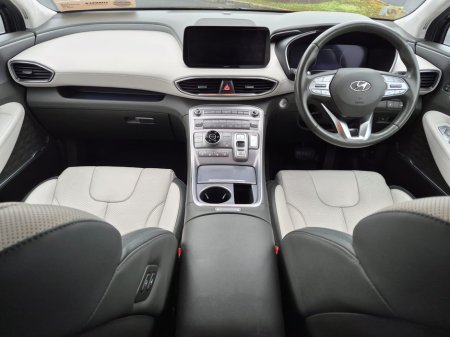 2022 Hyundai Santa Fe  €35,999 thumbnail
