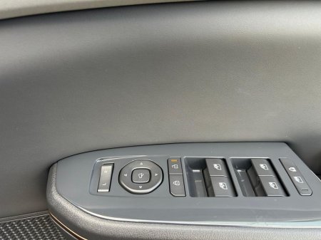 2026 Kia EV5 EV5 EARTH 3, 81KW BATTERY, 7 YEAR WARRANTY, 3 YEAR AA, 0% FINANCE, *3 FREE SEVICES FOR KIA CUSTOMERS* thumbnail