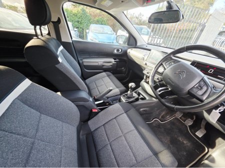 2019 Citroen C4 Cactus FEEL PURETECH 110 S& S&S 4DR €13,950 thumbnail