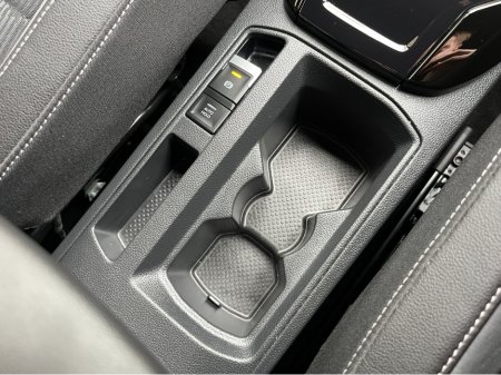 2023 Volkswagen T-Roc - thumbnail 17