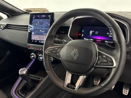 2025 Renault Clio ESPRIT ALPINE TCE90**HEATED MULTIFUNCTIONAL STEERING WHEEL**HEATED HALF LEATHER SPORT SEATS**DIGITAL DASH**TOUCH SCREEN APPLE CAR PLAY**DRIVE MODES**17" BLACK ALLOYS**ISOFIX**FINANCE AVAILABLE thumbnail