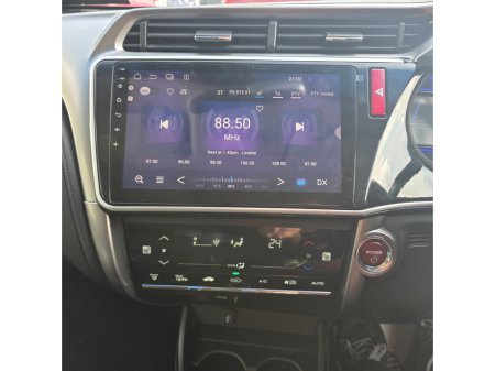 2016 Honda Fit - thumbnail 19