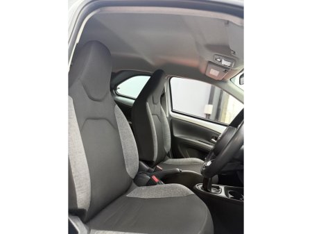 2023 Toyota Aygo X X PULSE 4DR €14,950 thumbnail